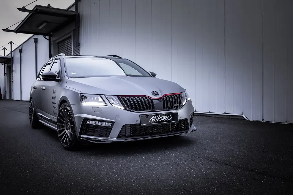 Octavia III RS 245 Front